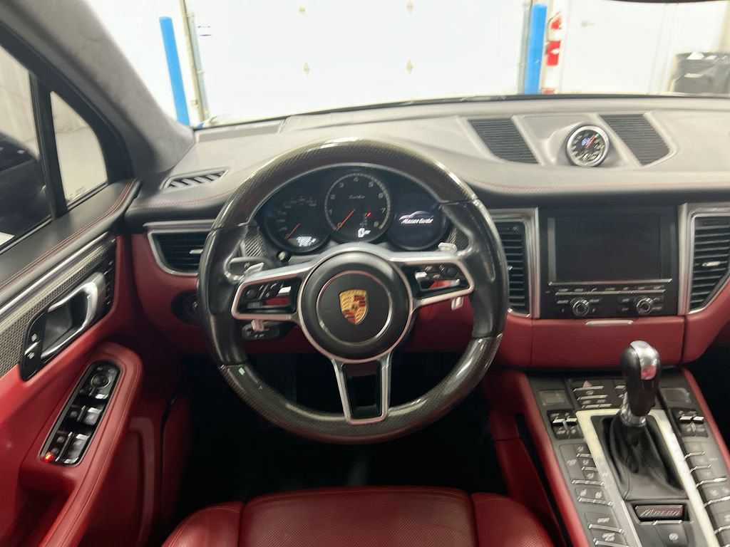 Used 2015 Porsche Macan Turbo AWD/4WD image 11