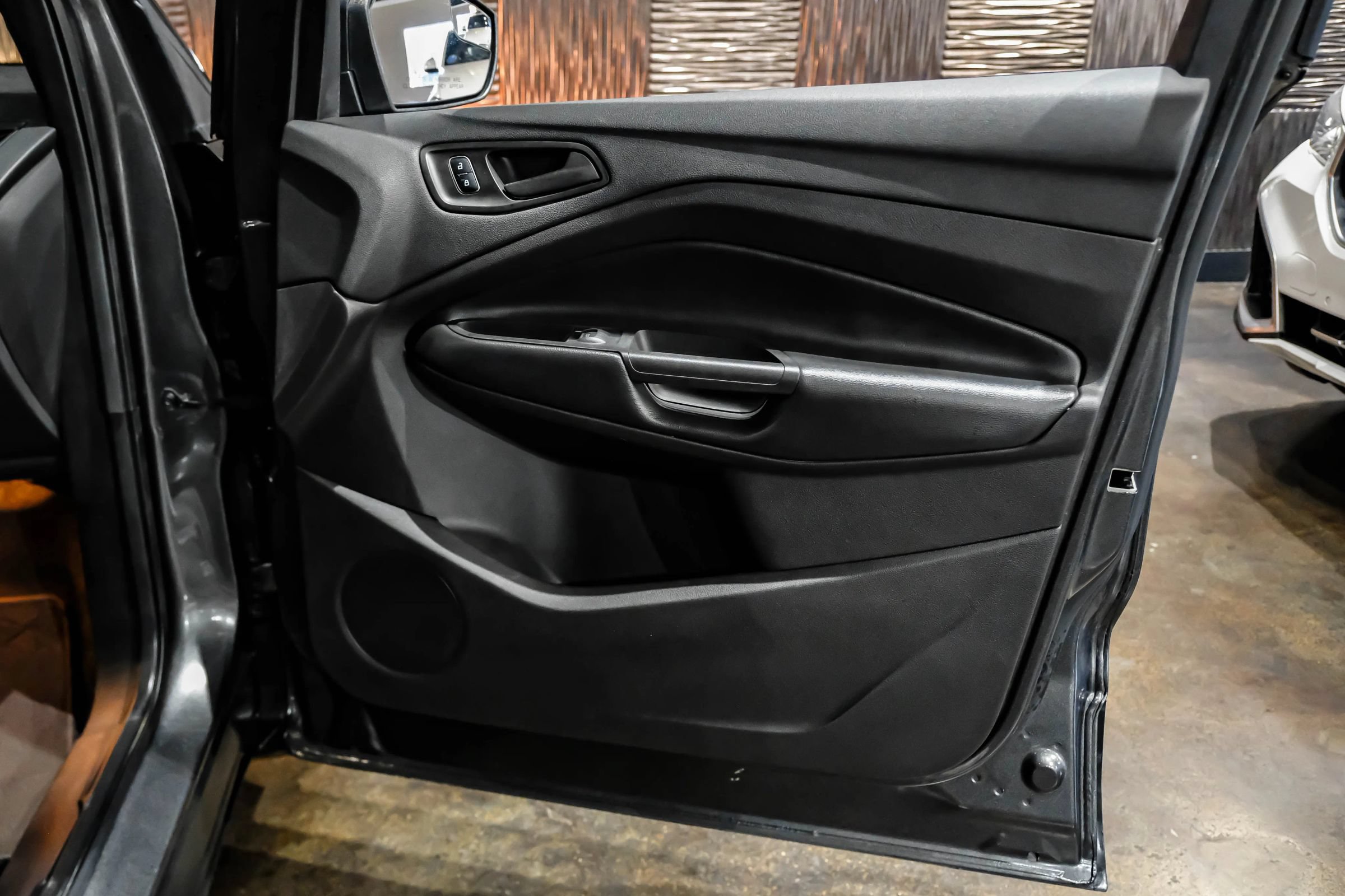 Used 2019 Ford Escape S FWD image 42