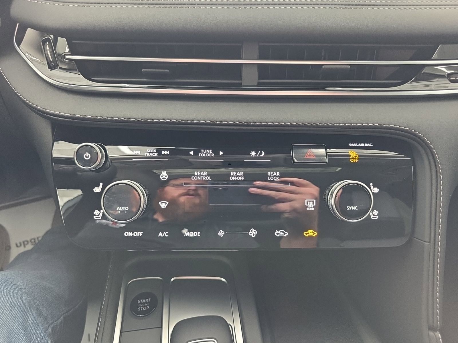 New 2026 INFINITI QX60 Luxe w/ Cargo Package image 37