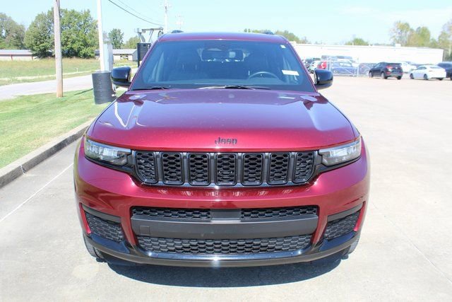 Used 2022 Jeep Grand Cherokee L Laredo image 7