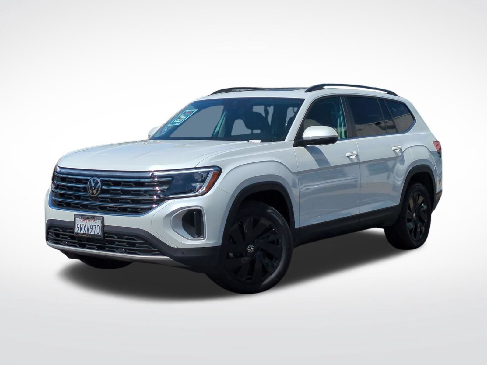 Certified 2026 Volkswagen Atlas SE FWD image 1