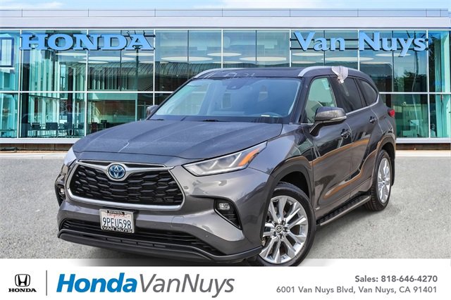 Used 2023 Toyota Highlander Limited