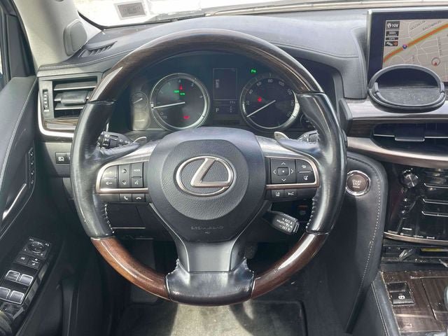 Used 2016 Lexus LX 570 4WD w/ Luxury Package image 16