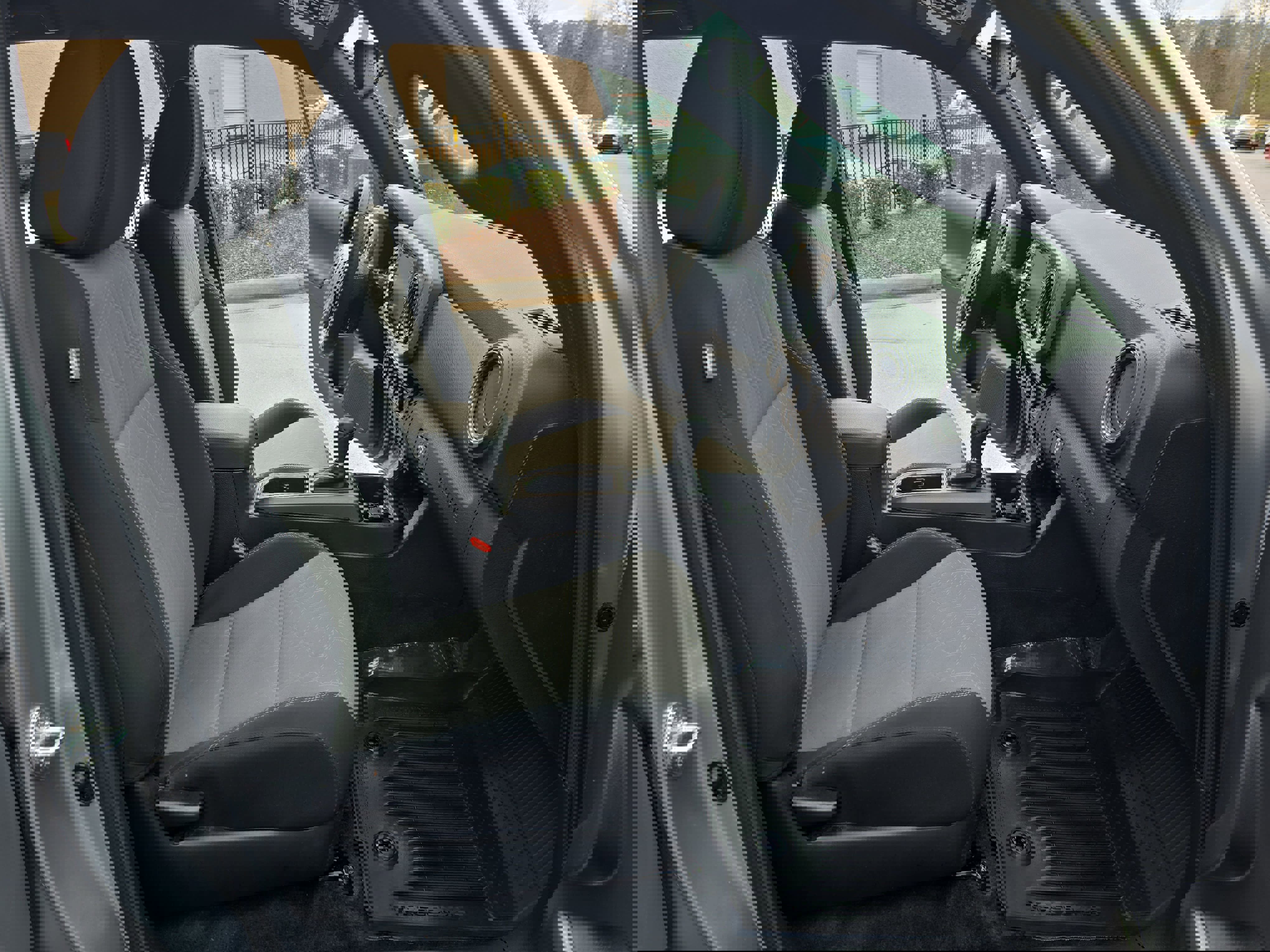 Used 2023 Toyota Tacoma TRD Off-Road image 10