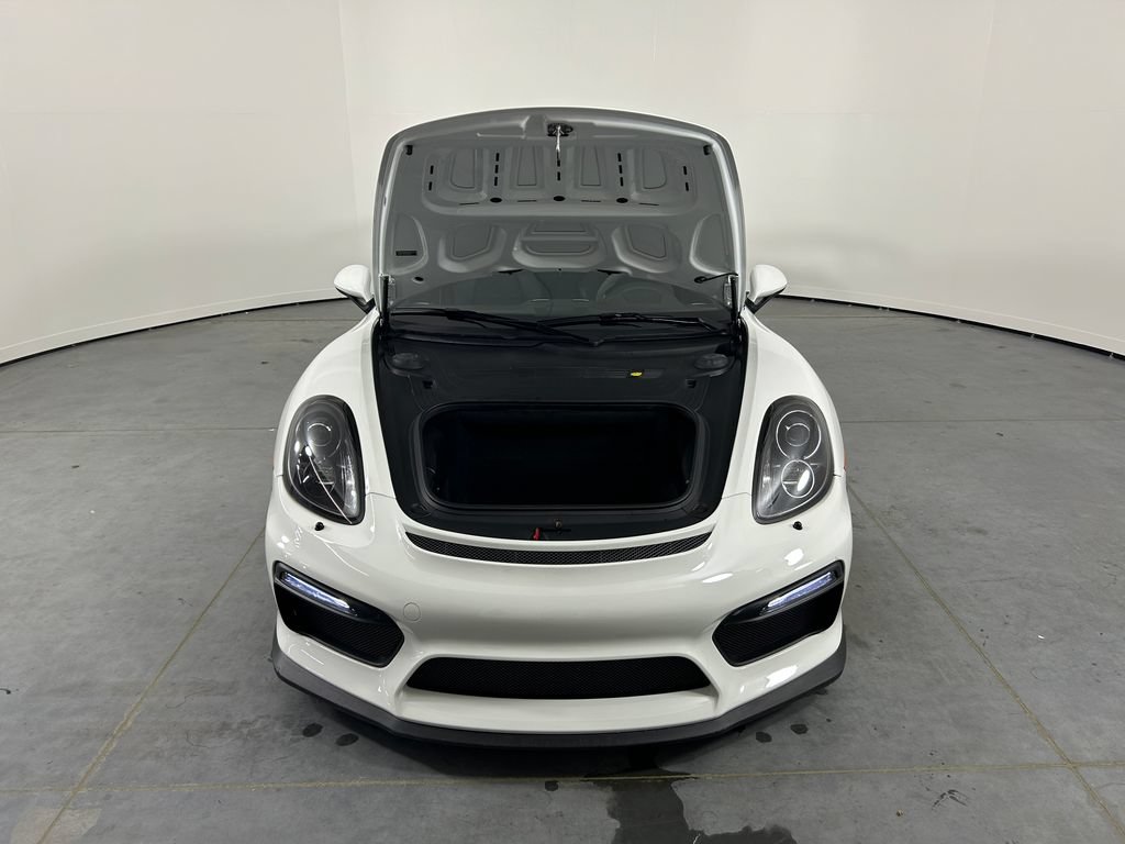 Certified 2016 Porsche Cayman GT4 RWD image 30