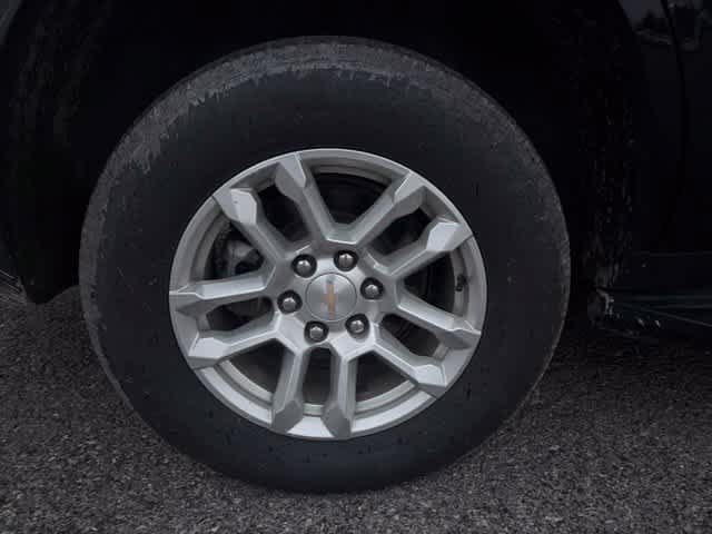 Used 2025 Chevrolet Tahoe LT AWD/4WD image 12