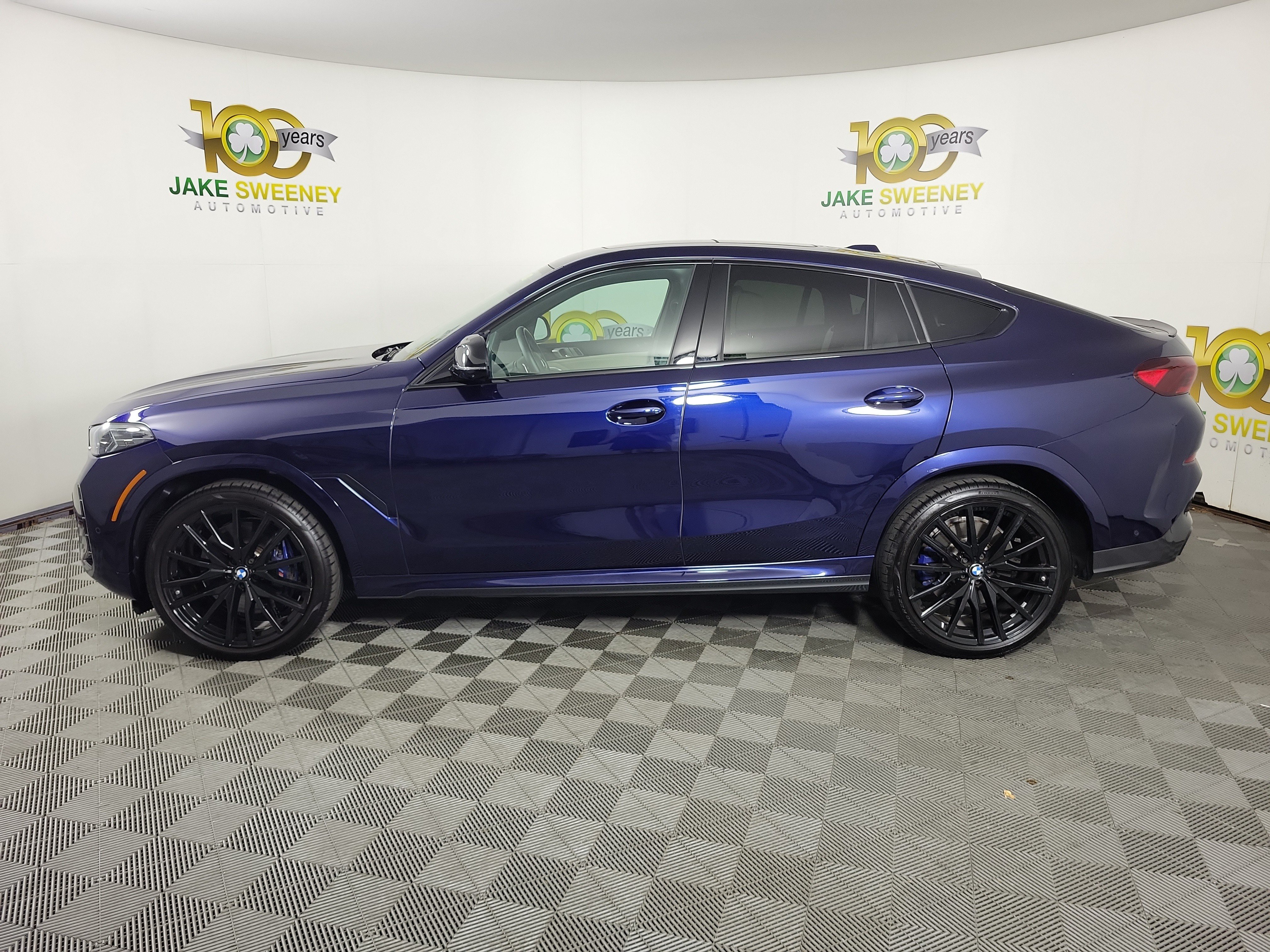 Certified 2025 BMW X6 M60i AWD/4WD image 4