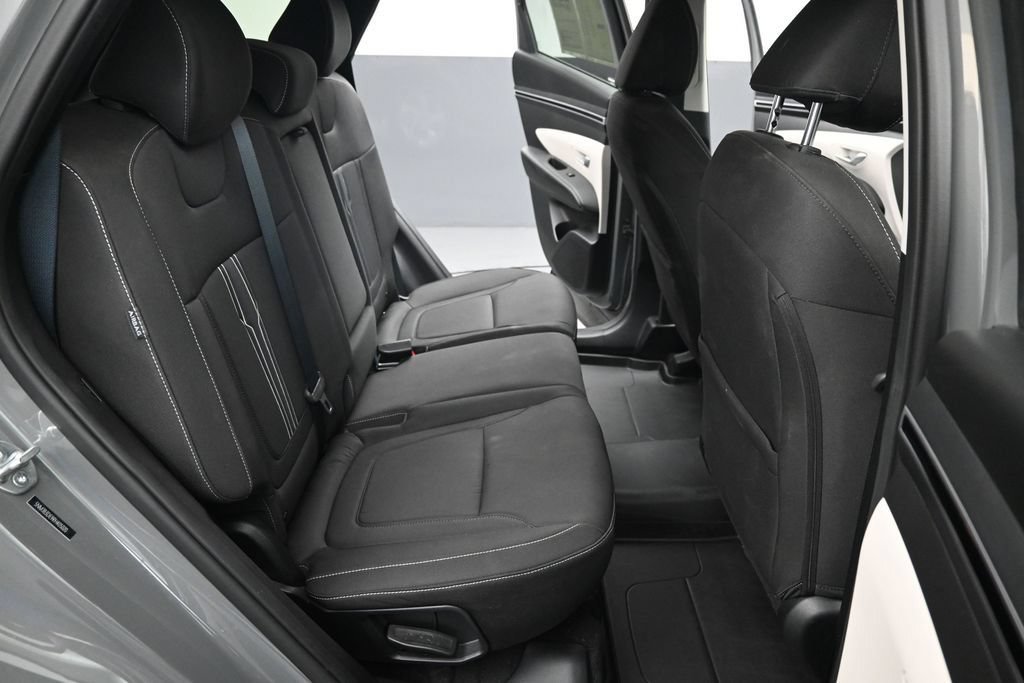 Used 2024 Hyundai Tucson SEL FWD image 32