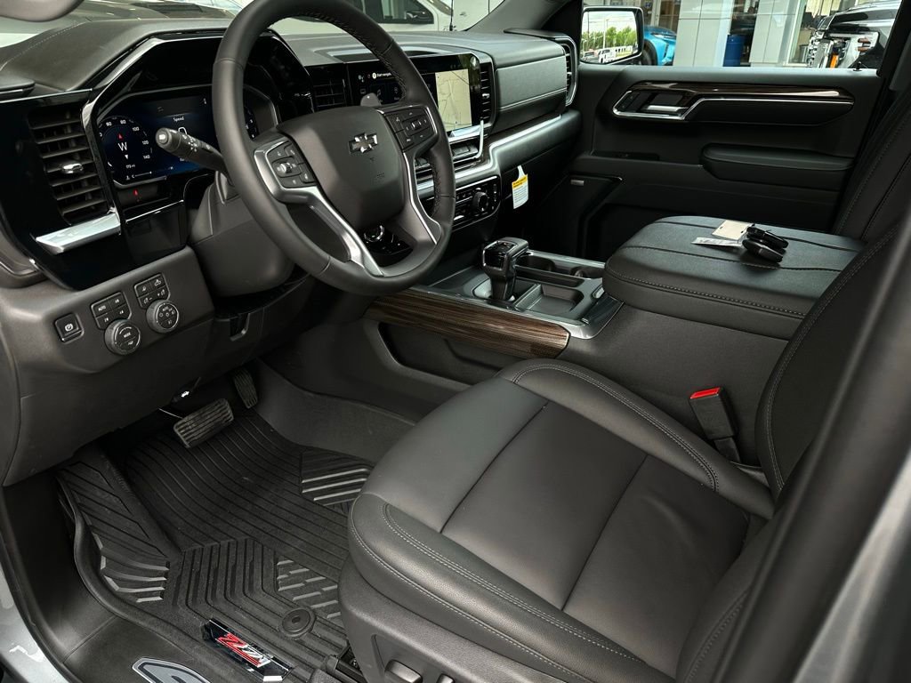 New 2026 Chevrolet Silverado 1500 RST w/ RST All Star Premium Package AWD/4WD image 9