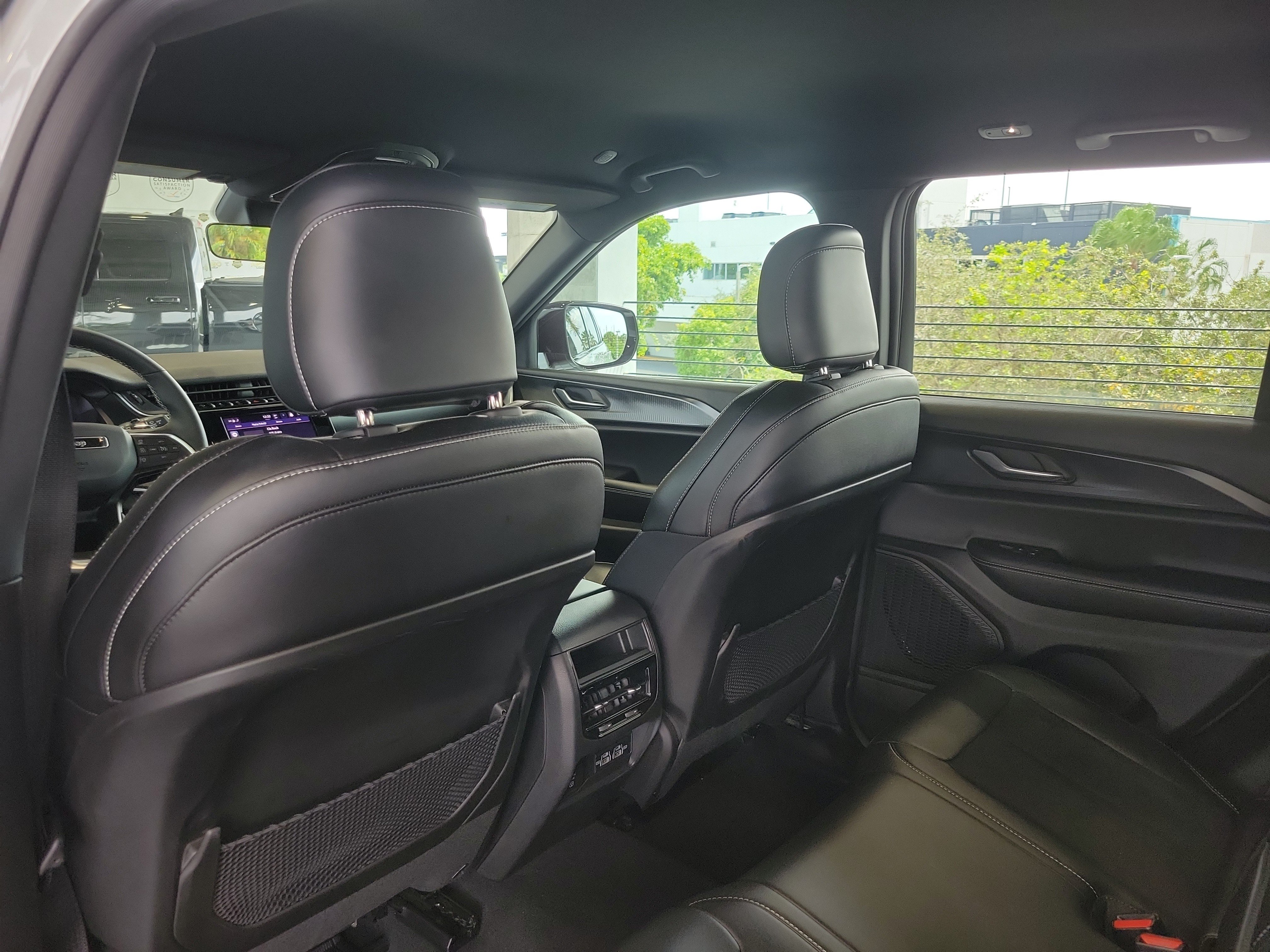 Certified 2025 Jeep Grand Cherokee Altitude RWD image 12