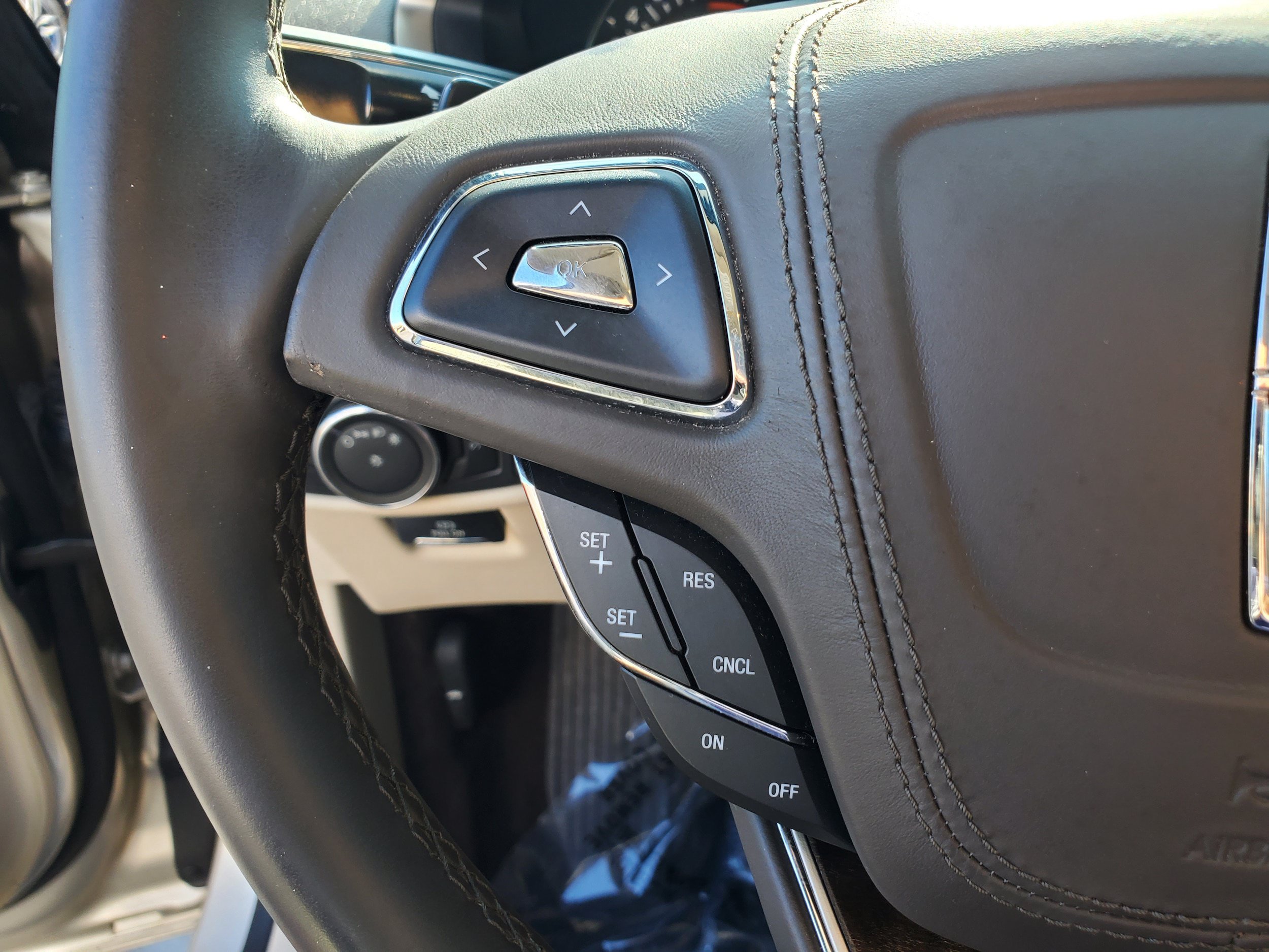 Used 2017 Lincoln MKZ Reserve FWD image 17