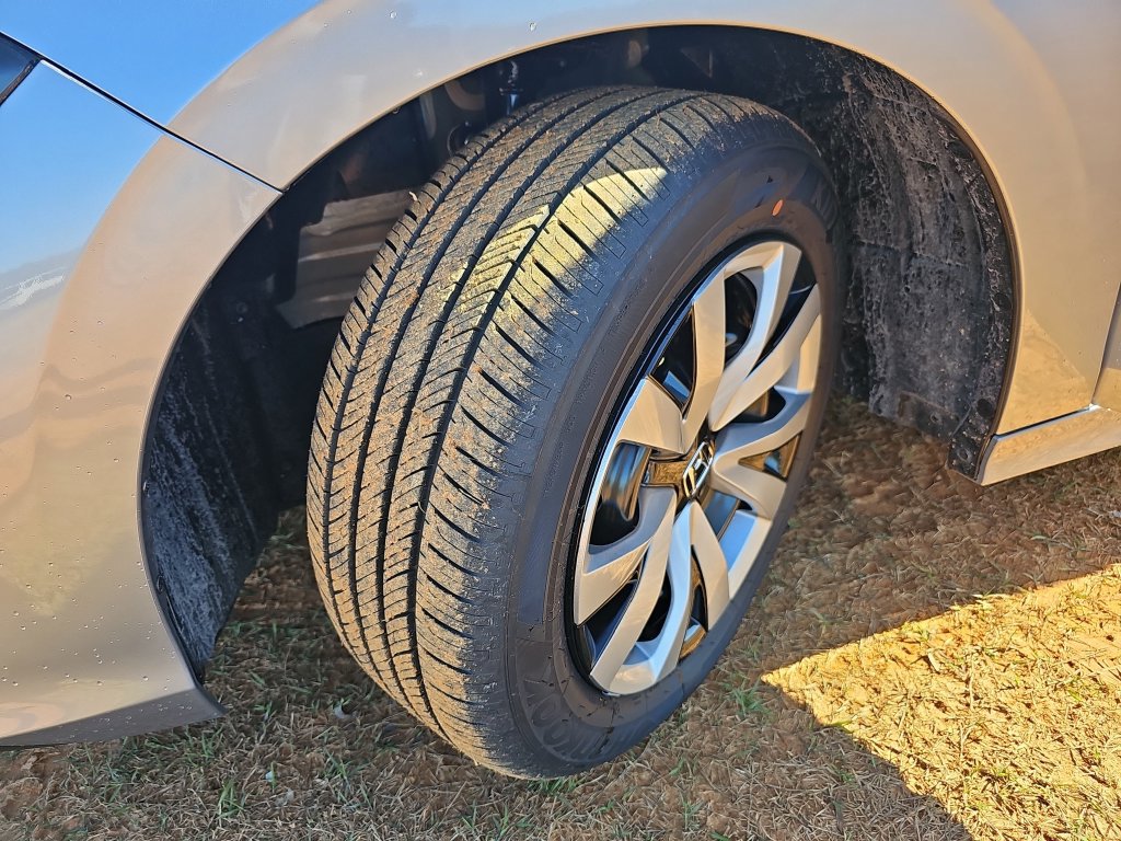 Used 2026 Honda Civic LX image 18