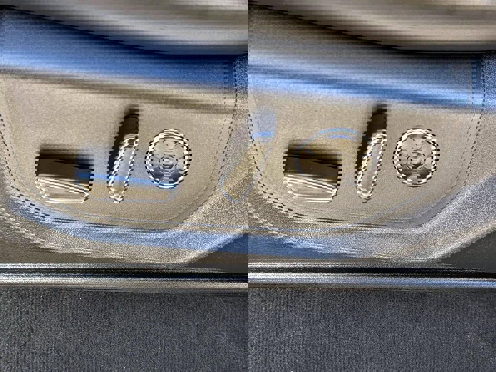 Used 2022 Ford F350 Platinum image 16