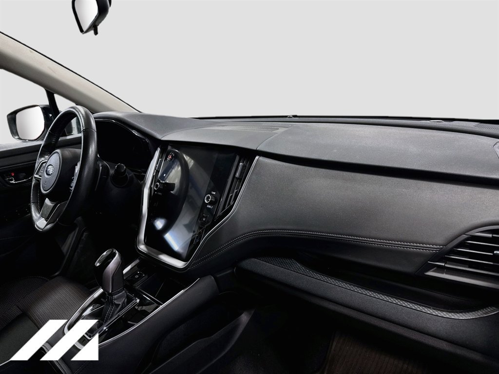 Used 2025 Subaru Outback Premium AWD/4WD image 30