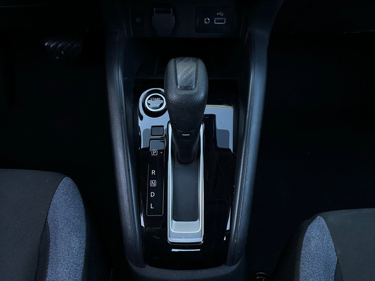 Used 2025 Nissan Versa SV image 20