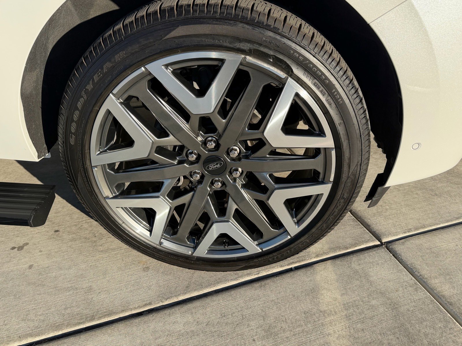 Used 2025 Ford Expedition Platinum w/ Platinum Ultimate Package image 30