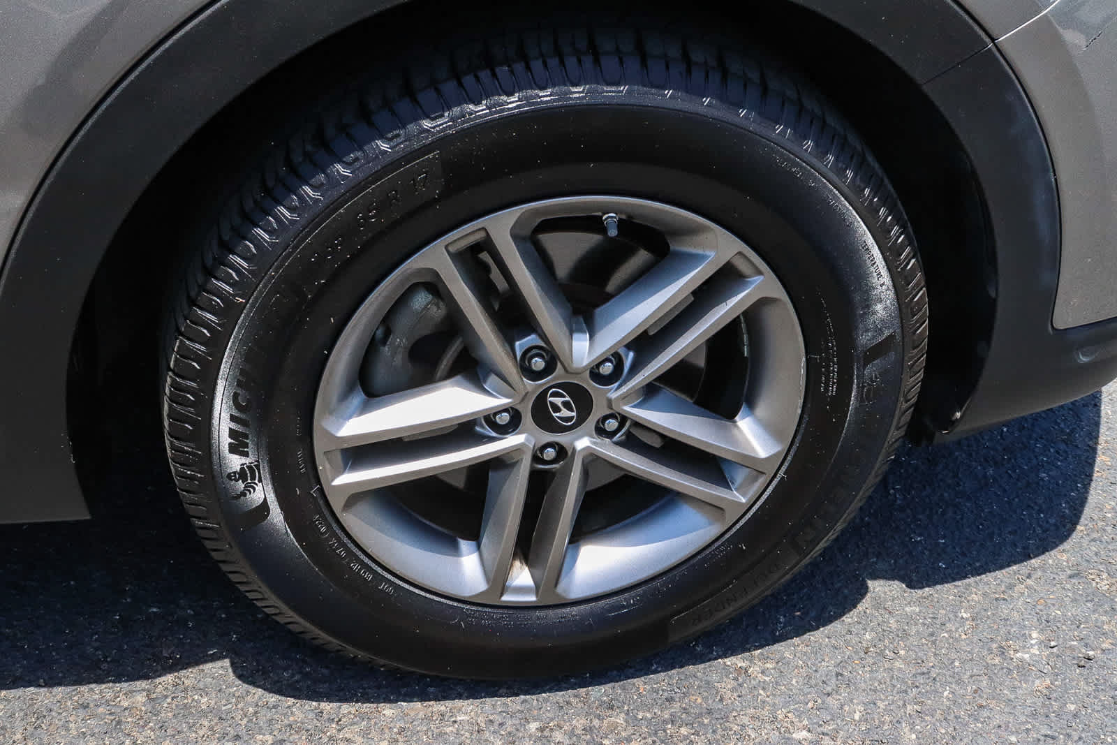 Used 2018 Hyundai Santa Fe Sport FWD image 14