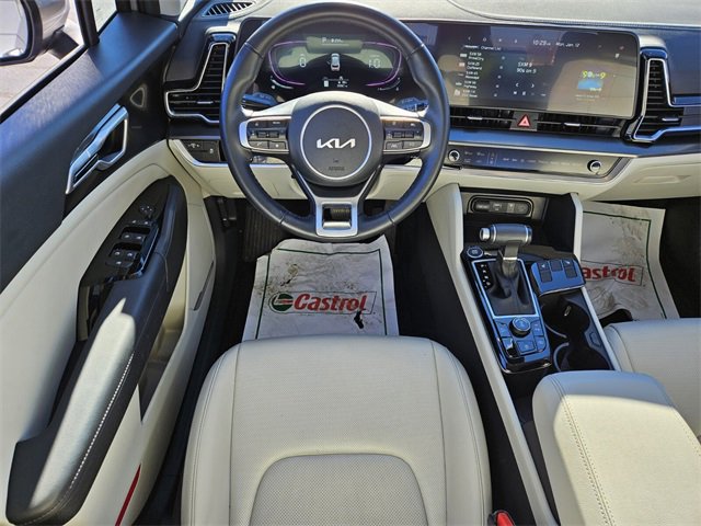 Used 2024 Kia Sportage EX image 11