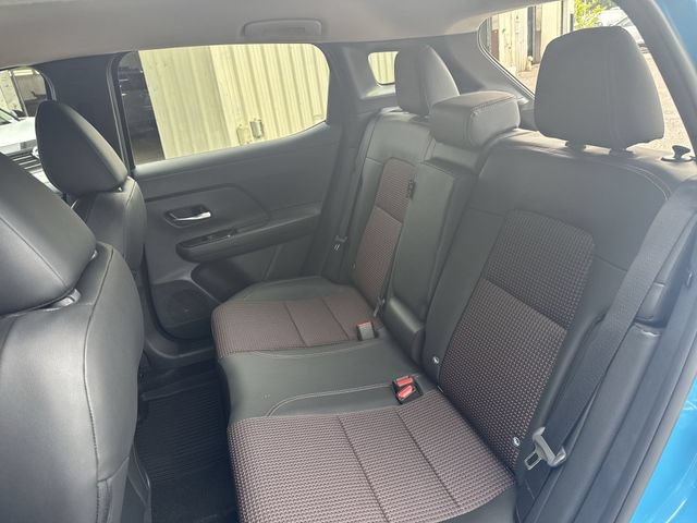 New 2026 Nissan Kicks SR FWD image 13