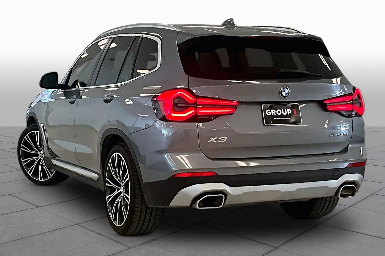 Used 2024 BMW X3 sDrive30i w/ Convenience Package RWD image 11