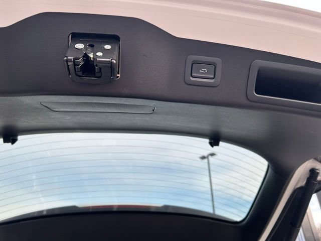 Certified 2025 MAZDA CX-5 Signature image 9