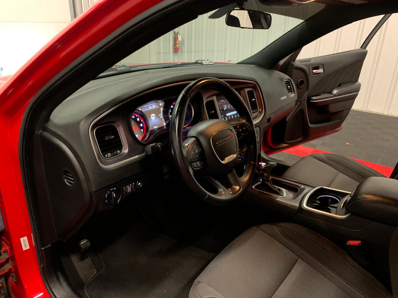 Used 2022 Dodge Charger SXT image 40