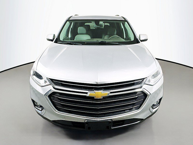 Used 2019 Chevrolet Traverse LT FWD image 2