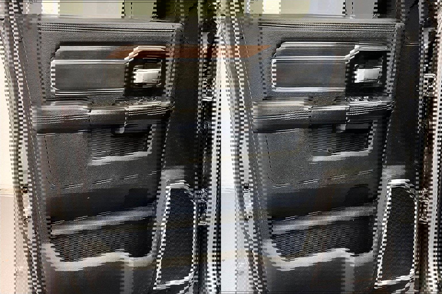 Used 2022 RAM 2500 Laramie image 24