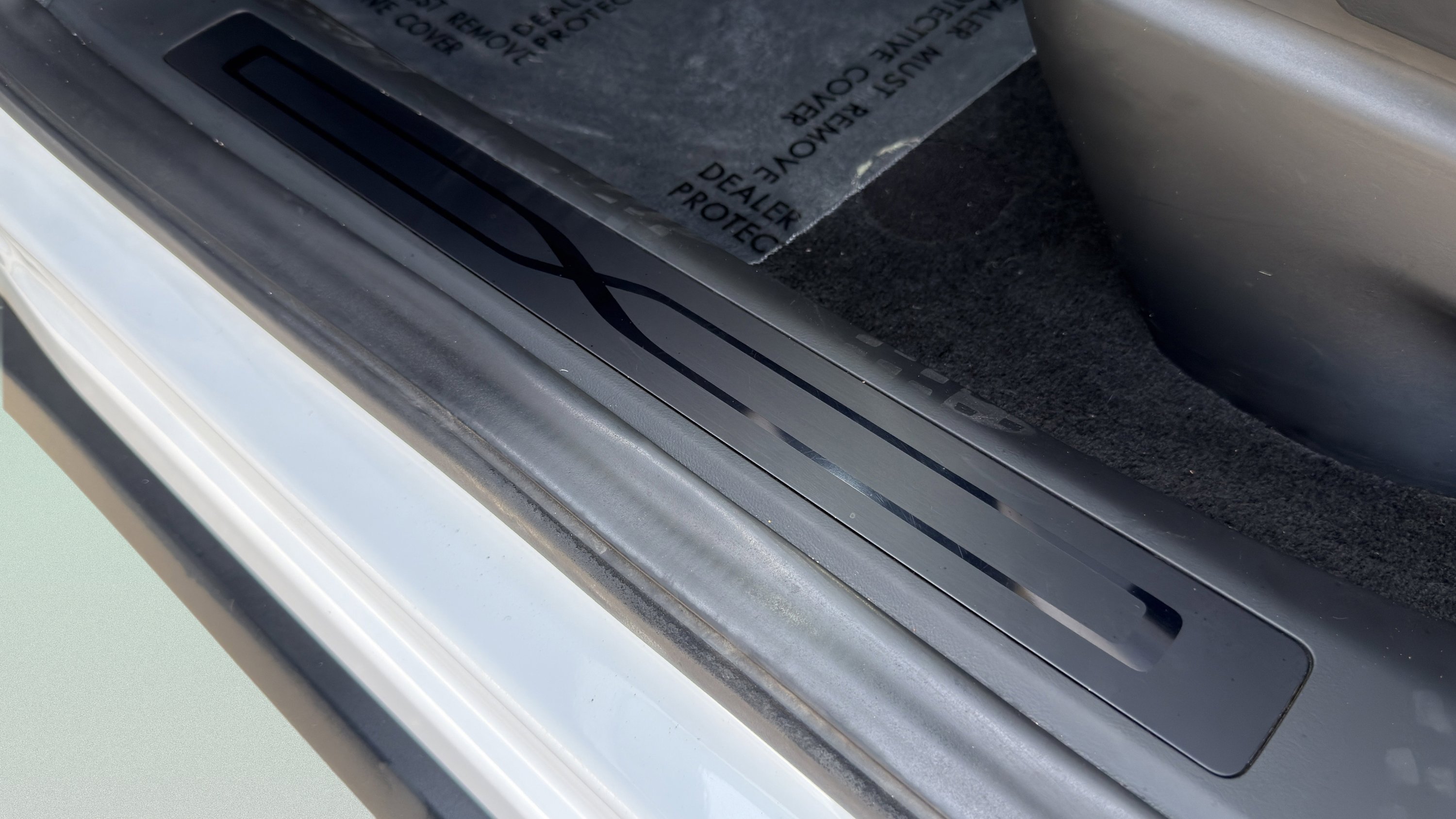 Used 2023 Tesla Model X image 19