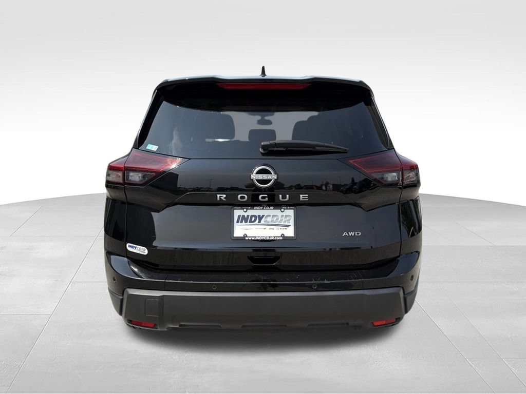 Used 2024 Nissan Rogue S AWD/4WD image 6