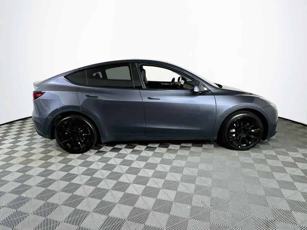 Used 2023 Tesla Model Y Long Range AWD/4WD image 8