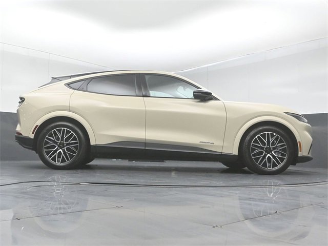 Used 2025 Ford Mustang Mach-E Premium image 40