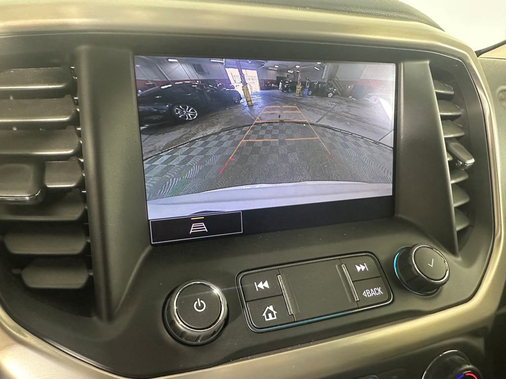 Used 2021 GMC Acadia Denali AWD/4WD image 17