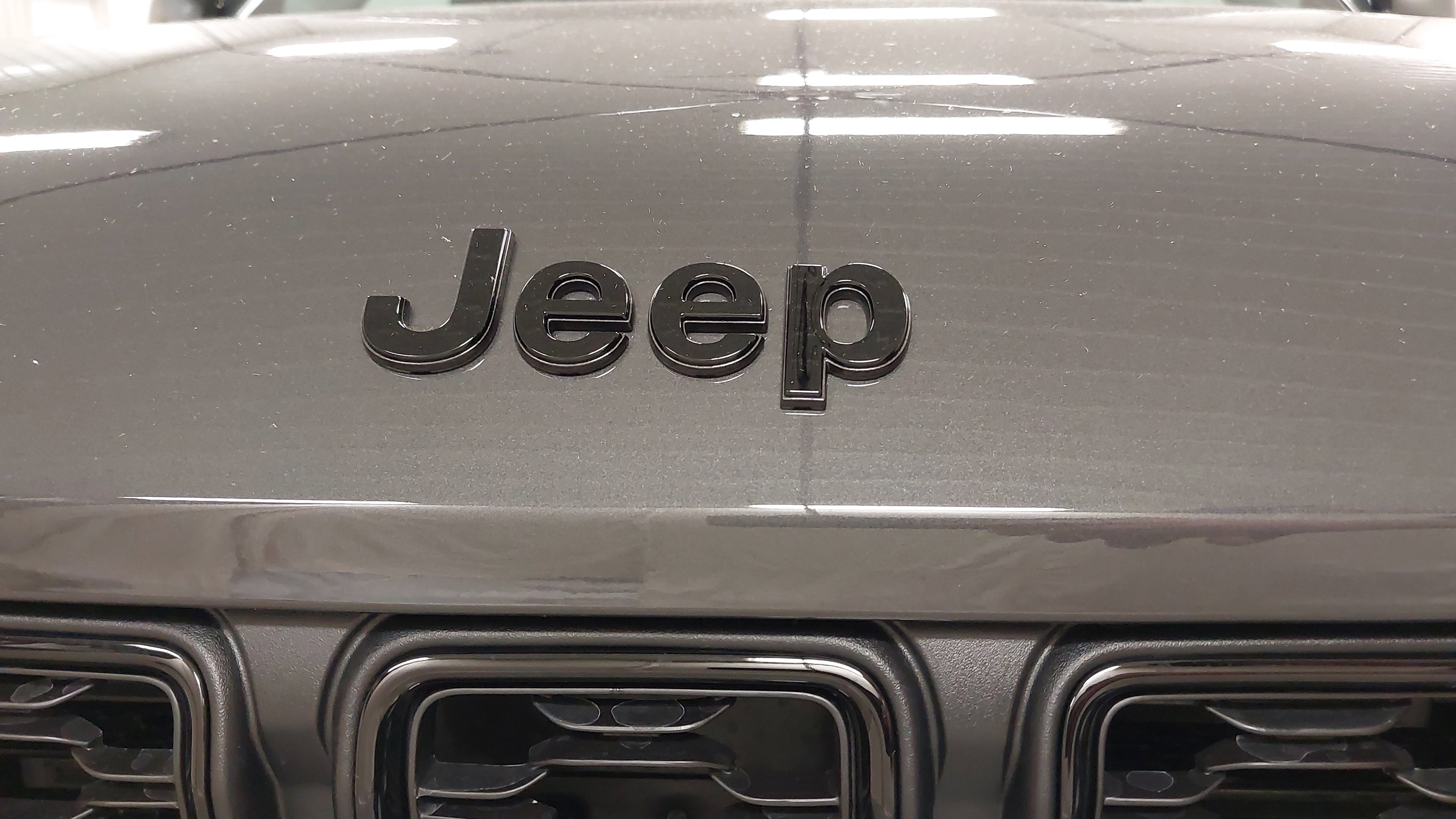 New 2025 Jeep Grand Cherokee 4WD image 31