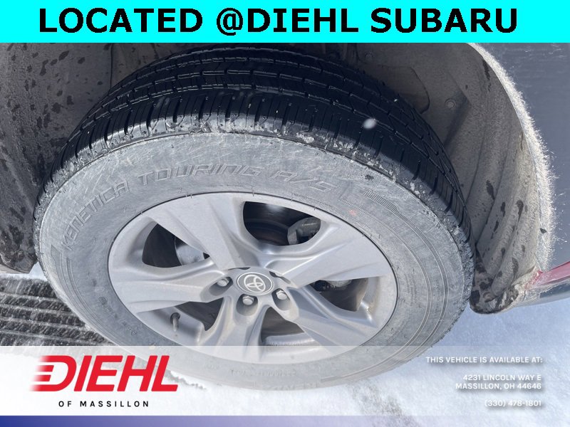 Used 2022 Toyota RAV4 XLE w/ Convenience Package image 7