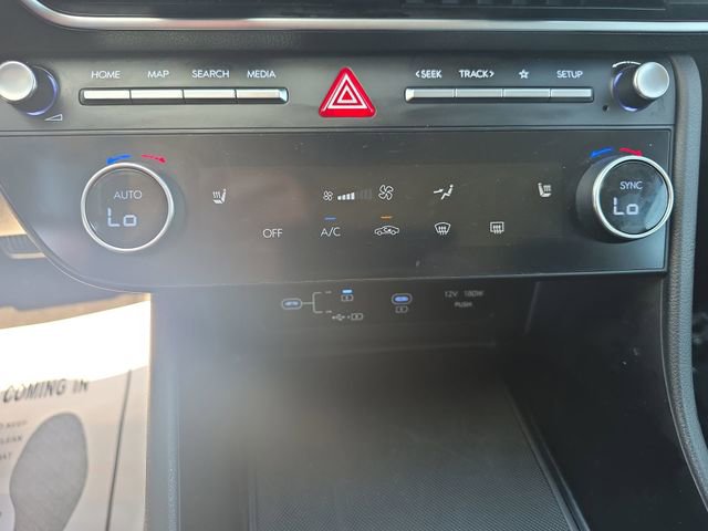 Used 2025 Hyundai Sonata SEL FWD image 23