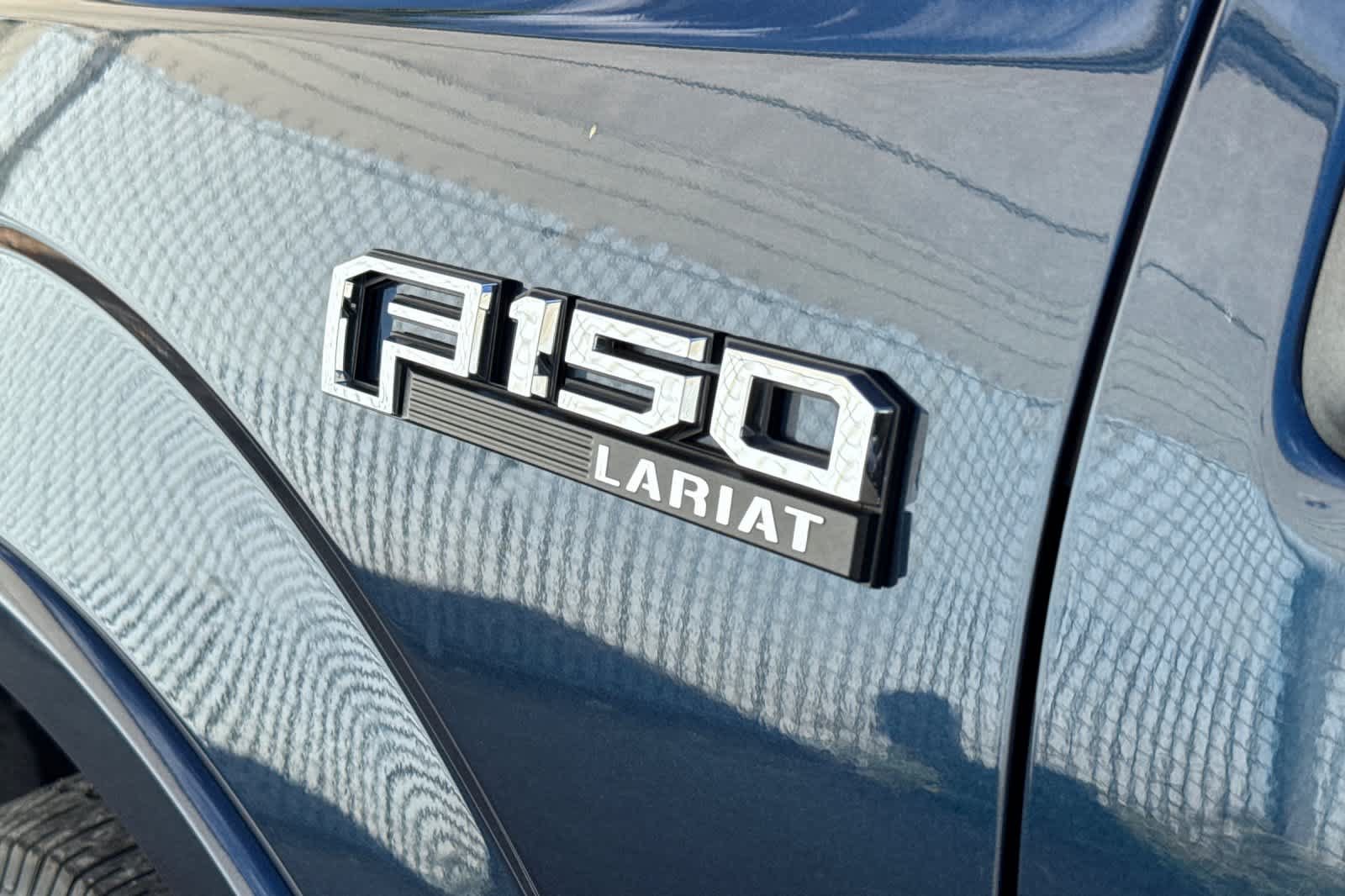 Used 2019 Ford F150 Lariat w/ Equipment Group 501A Mid AWD/4WD image 24