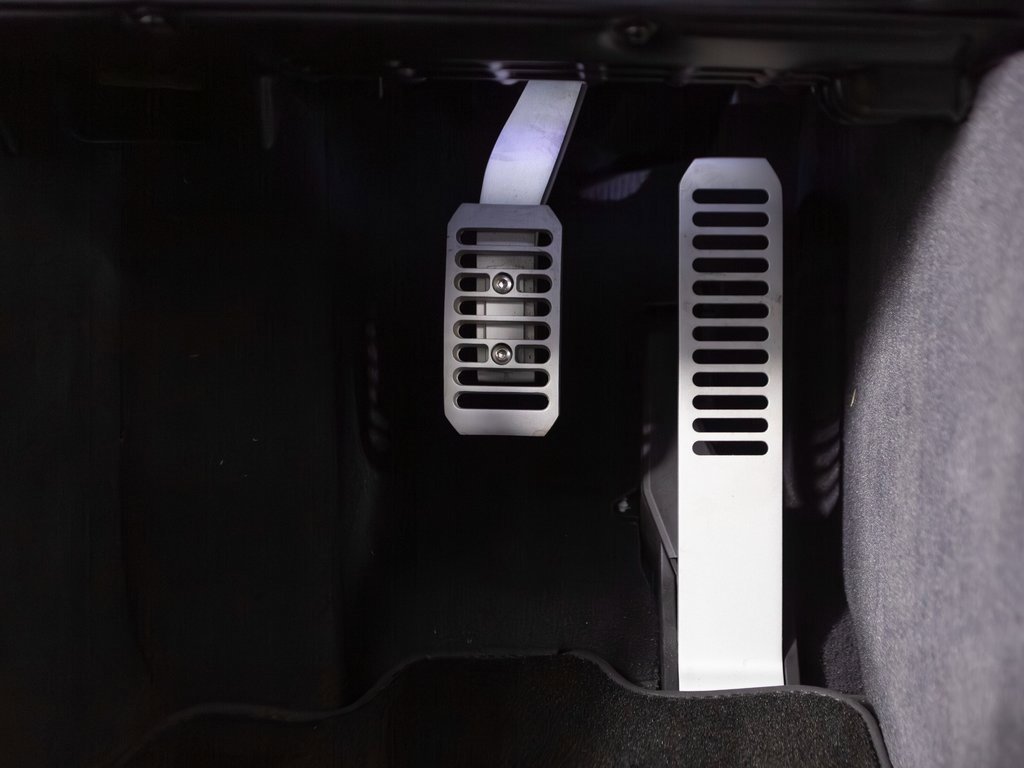 Used 2014 McLaren P1 image 33