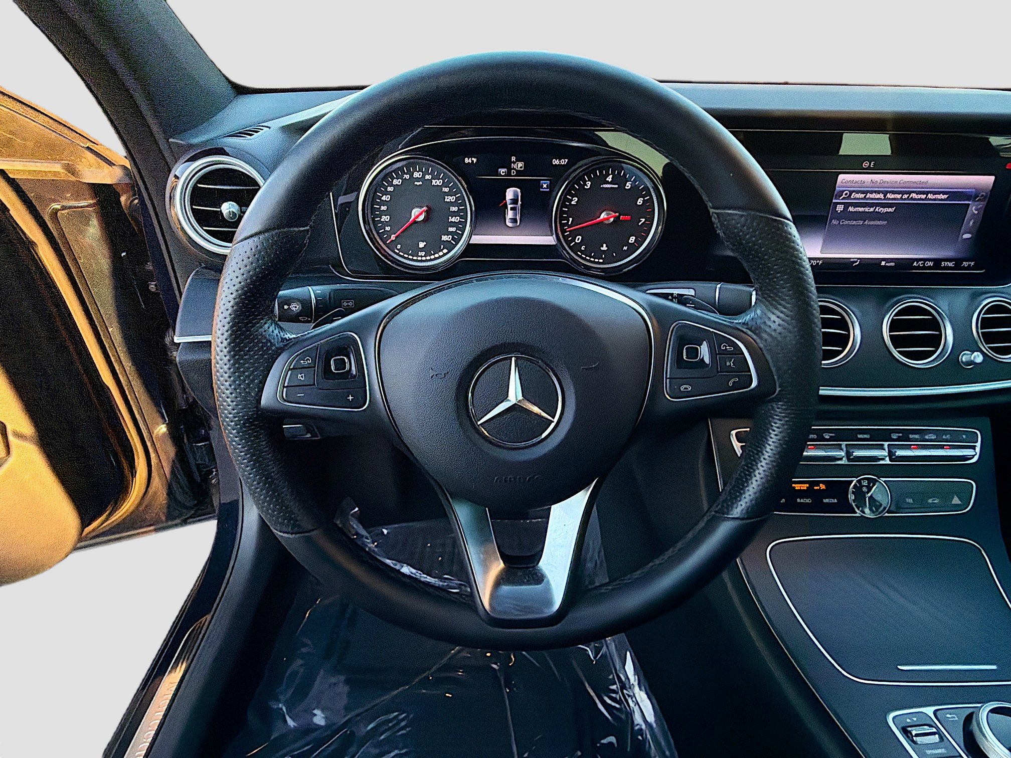 Used 2018 Mercedes-Benz E 300 image 39