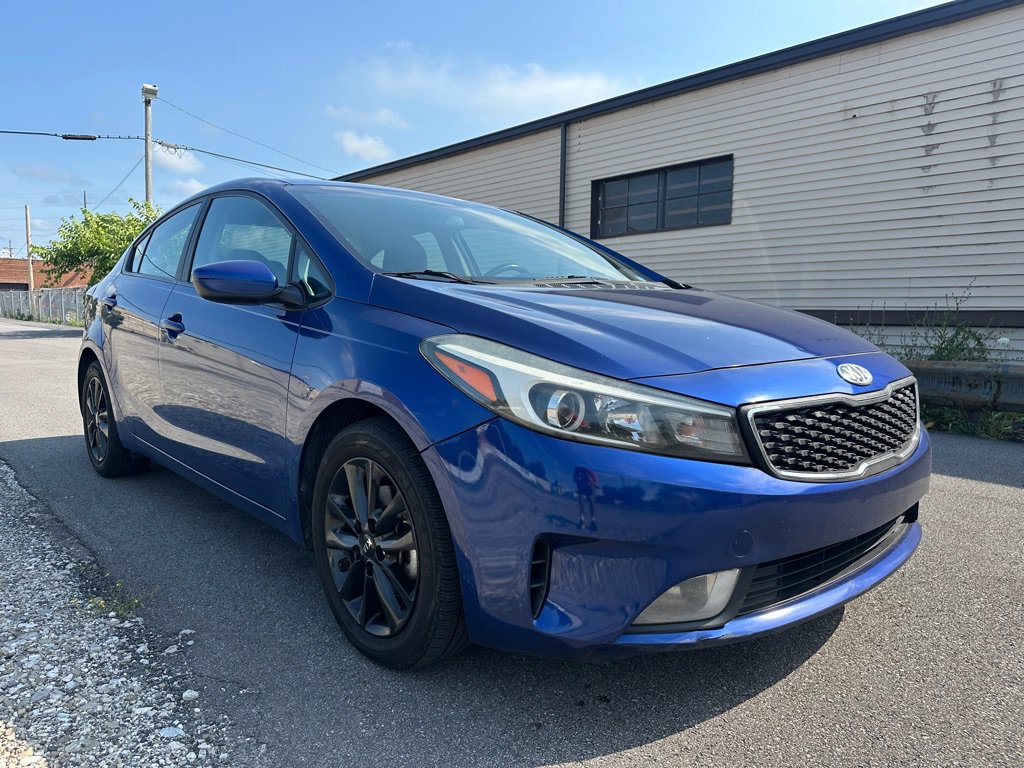 Used 2017 Kia Forte S FWD image 1