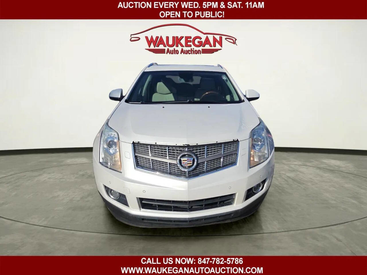Used 2010 Cadillac SRX Premium image 2