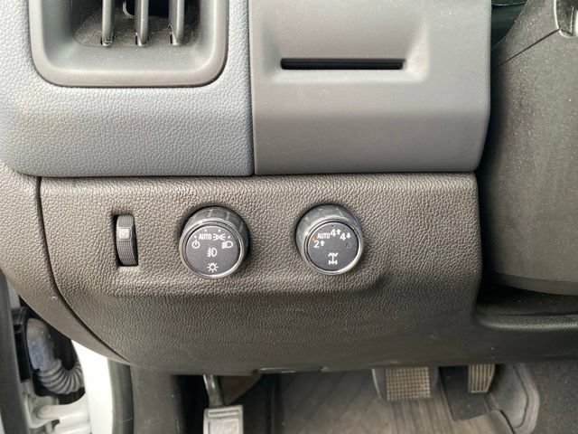 Used 2022 Chevrolet Colorado Z71 AWD/4WD image 19