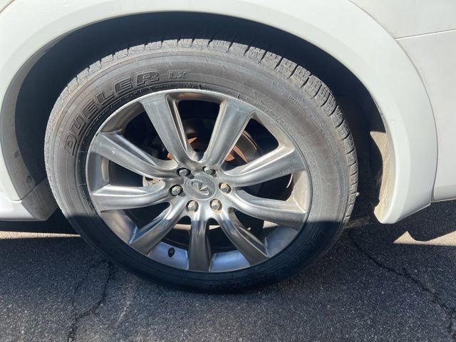 Used 2014 INFINITI QX80 2WD w/ Deluxe Touring Package image 5