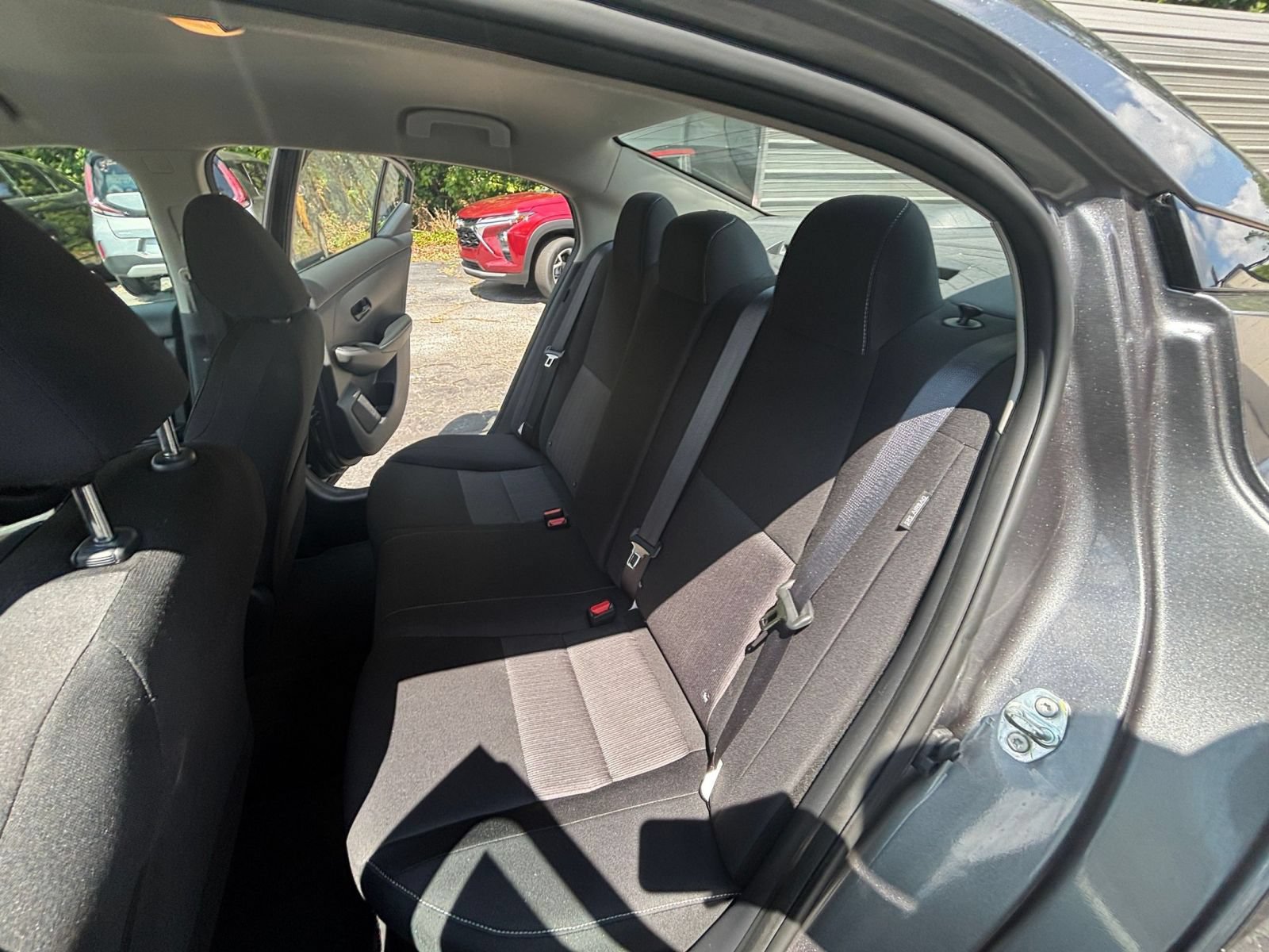 Used 2025 Nissan Sentra SV FWD image 21