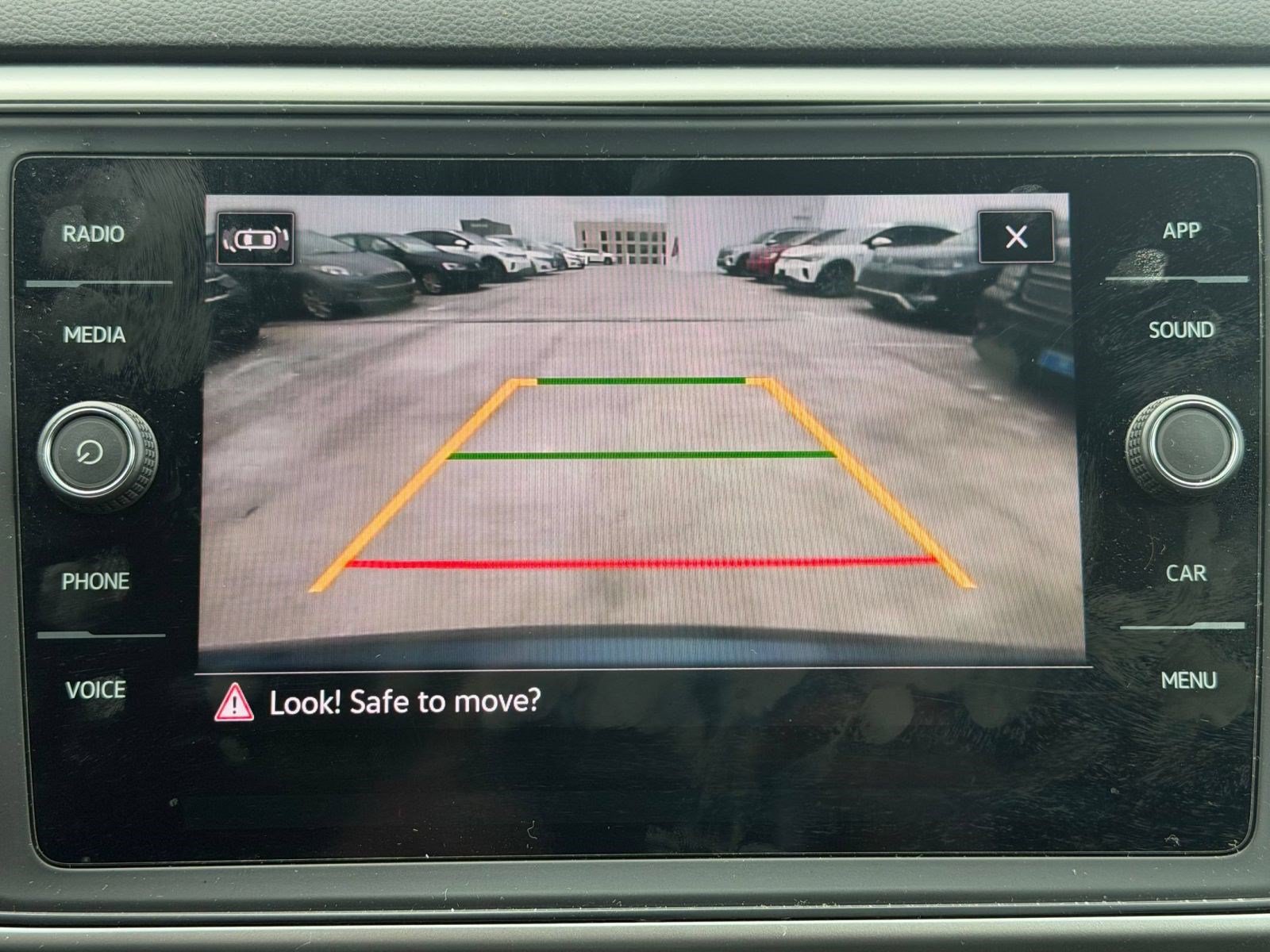 Used 2021 Volkswagen Atlas SE FWD image 18