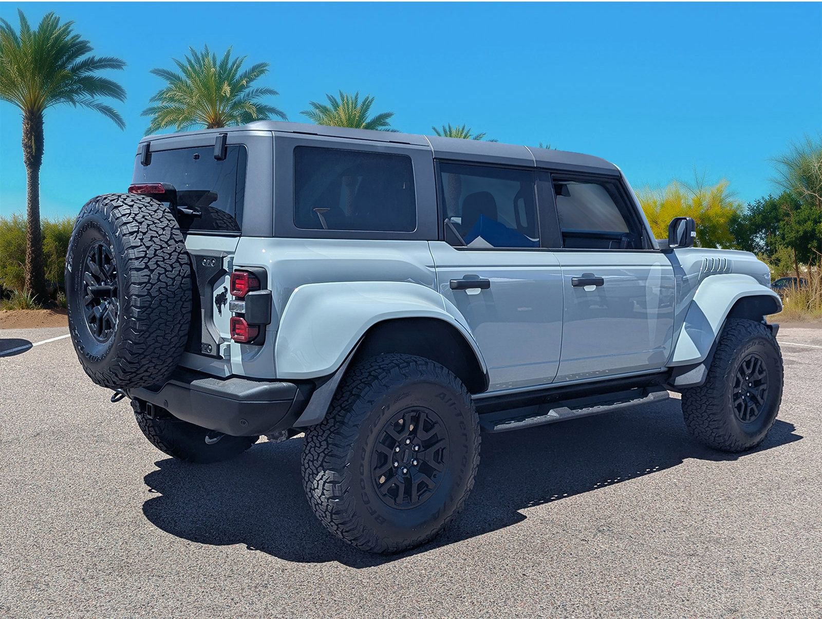 Certified 2024 Ford Bronco Raptor w/ Interior Carbon Fiber Pack 6 AWD/4WD image 5