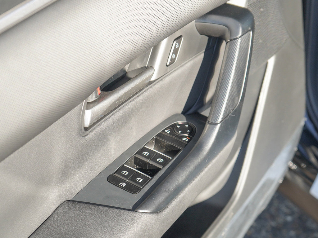 New 2026 MAZDA CX-50 2.5 Hybrid w/ Cargo Package image 17