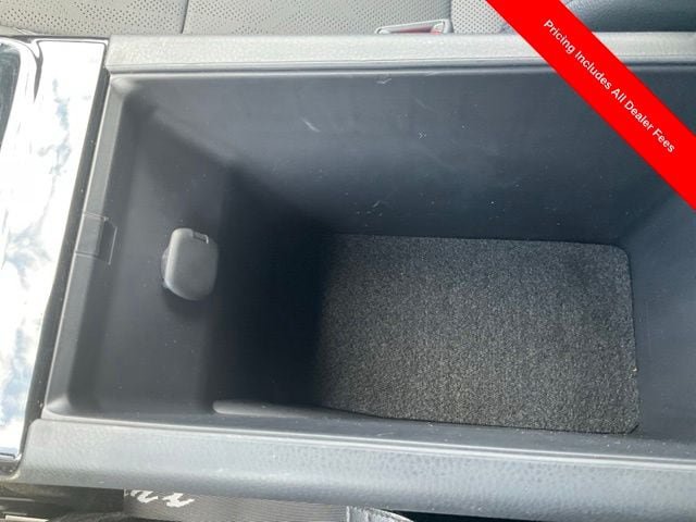 Used 2026 Toyota Camry XSE FWD image 18