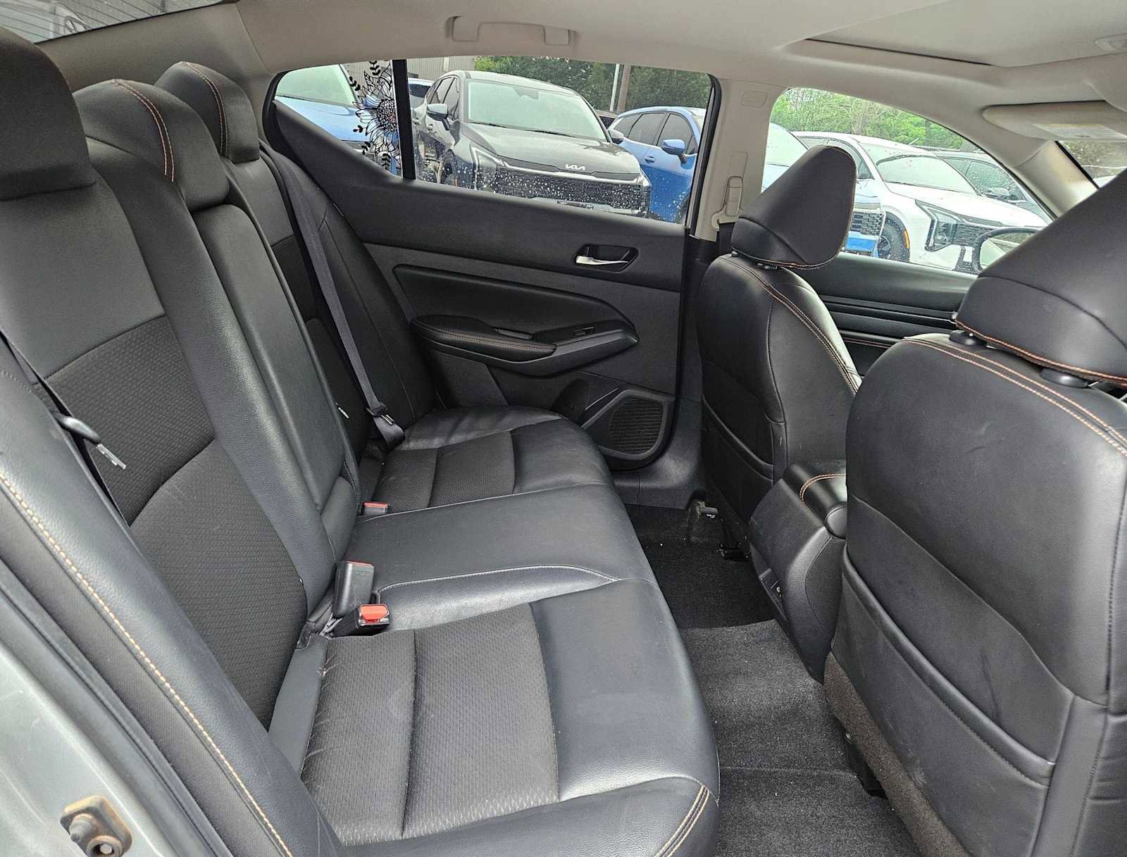 Used 2021 Nissan Altima 2.5 SR w/ SR Premium Package FWD image 12