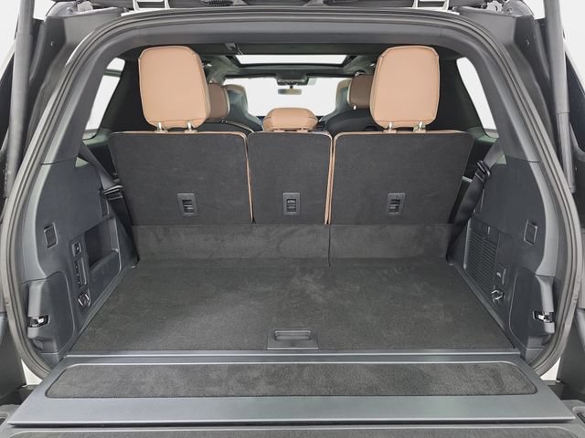 New 2027 Lincoln Navigator Black Label AWD/4WD image 32